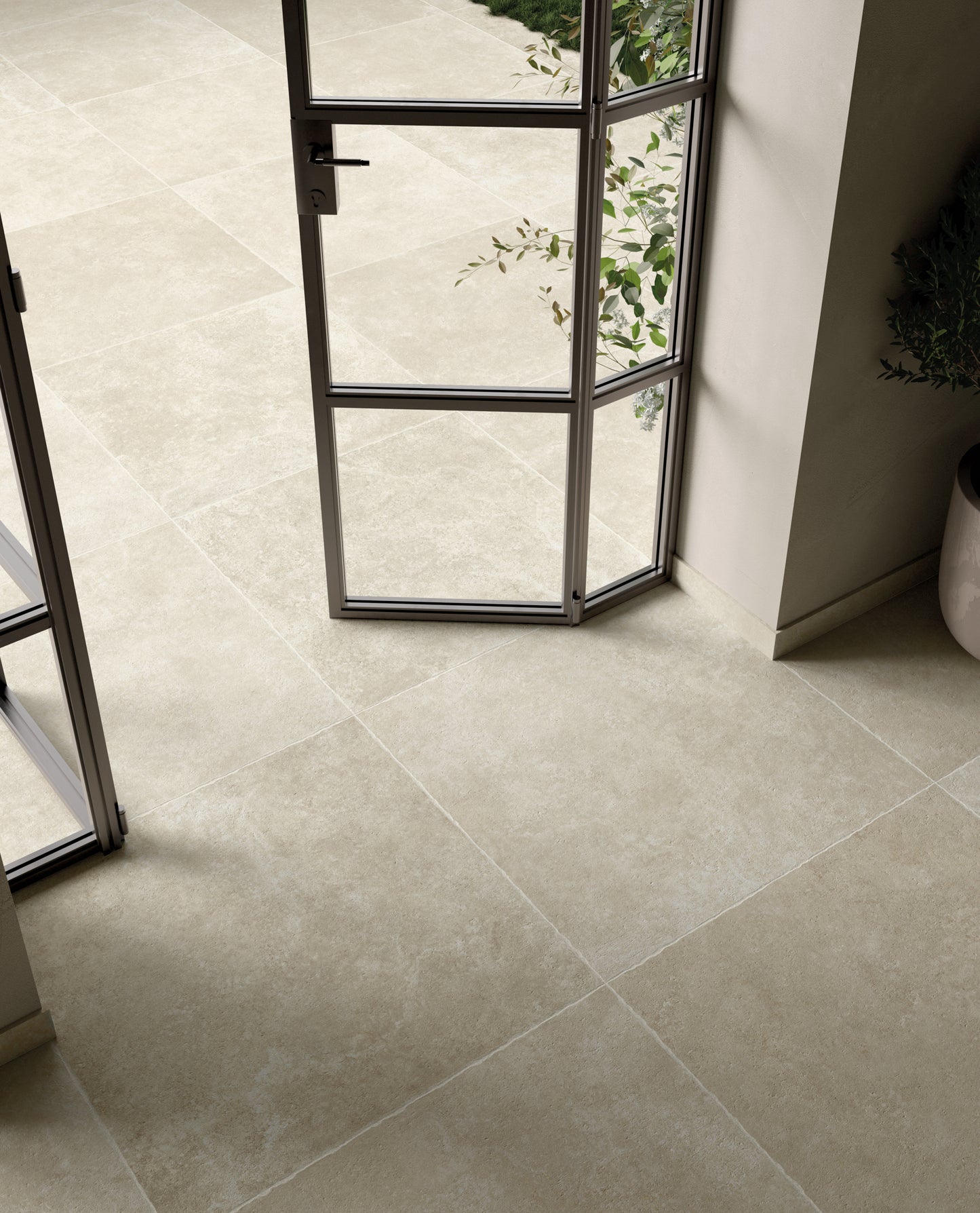 Tibur Ivory