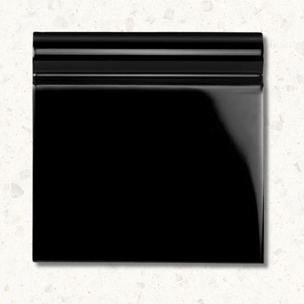 Belgravia Deep Black Skirting Gloss