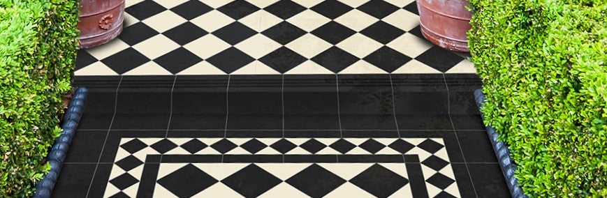 Cotswolds Black Step Tread