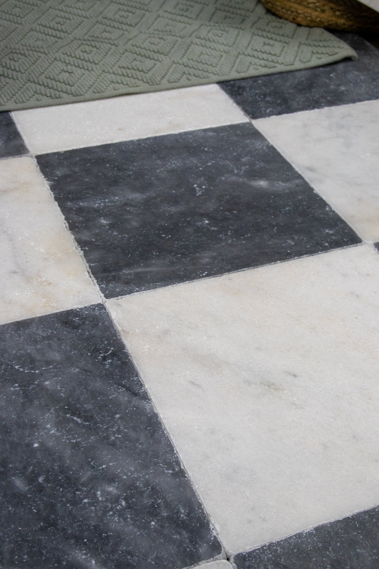 Alpi Carrara Marble Tumbled Square