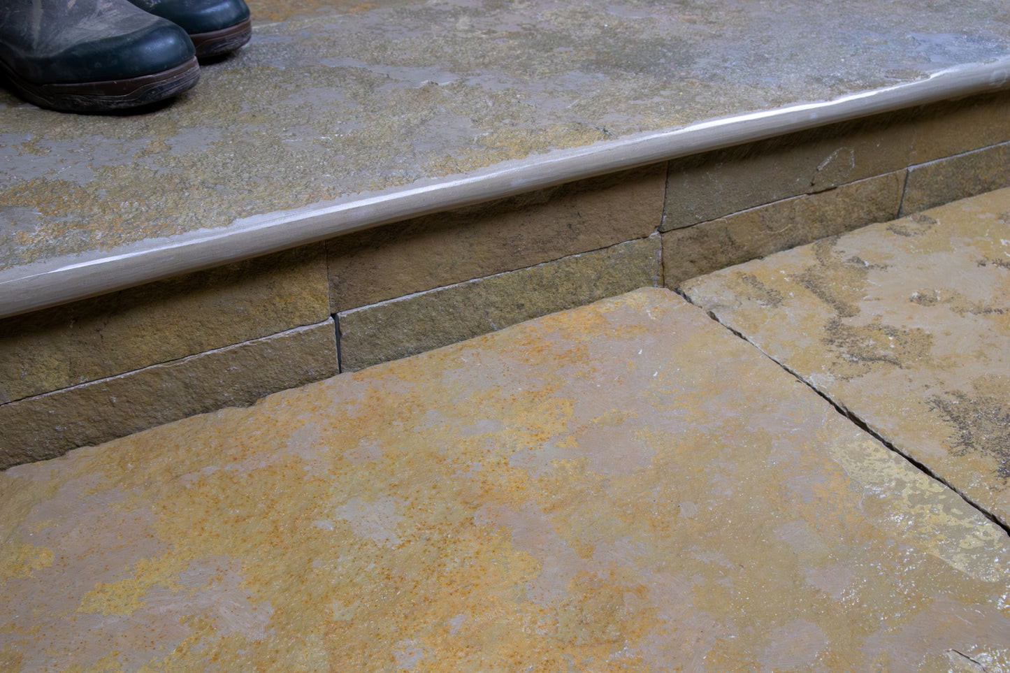 Elkstone Yellow Worn & Tumbled