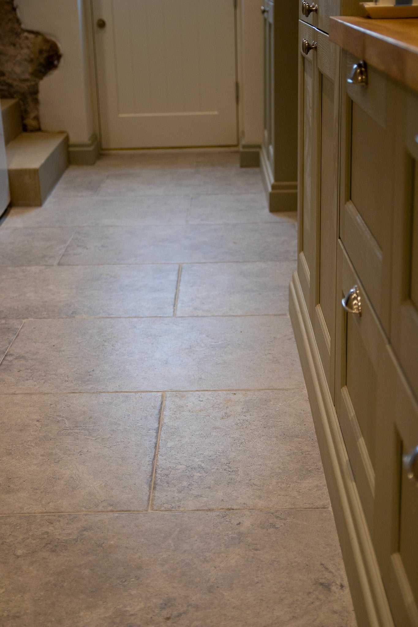 Tibur Ivory