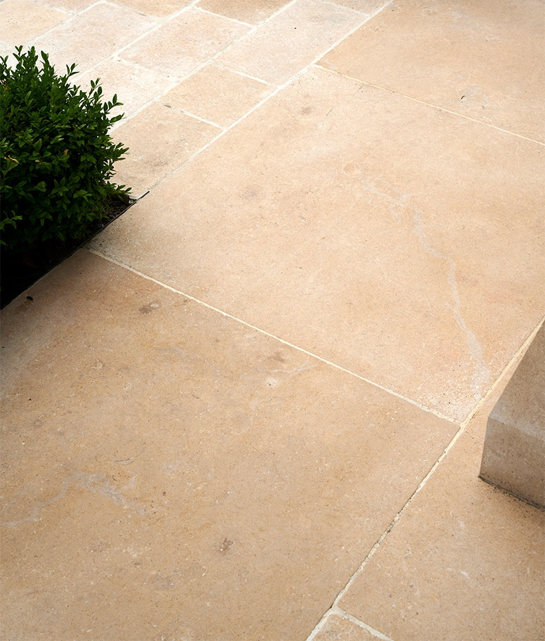 buscot-limestone-paving-tumbled-&-etched-finish