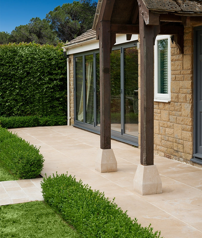 buscot-limestone-paving-tumbled-&-etched-finish