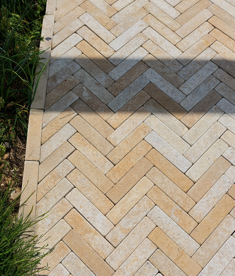 buscot-limestone-klinkers-tumbled-&-etched-finish