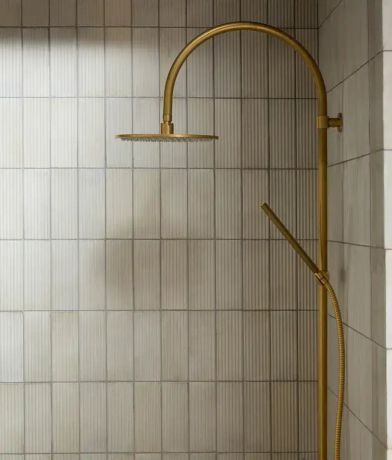 fontenay-pleated-gloss-finish