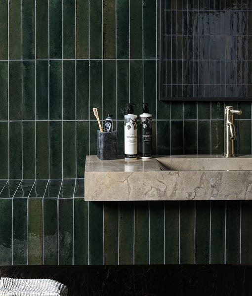 foundry-novo-porcelain-alligator-green