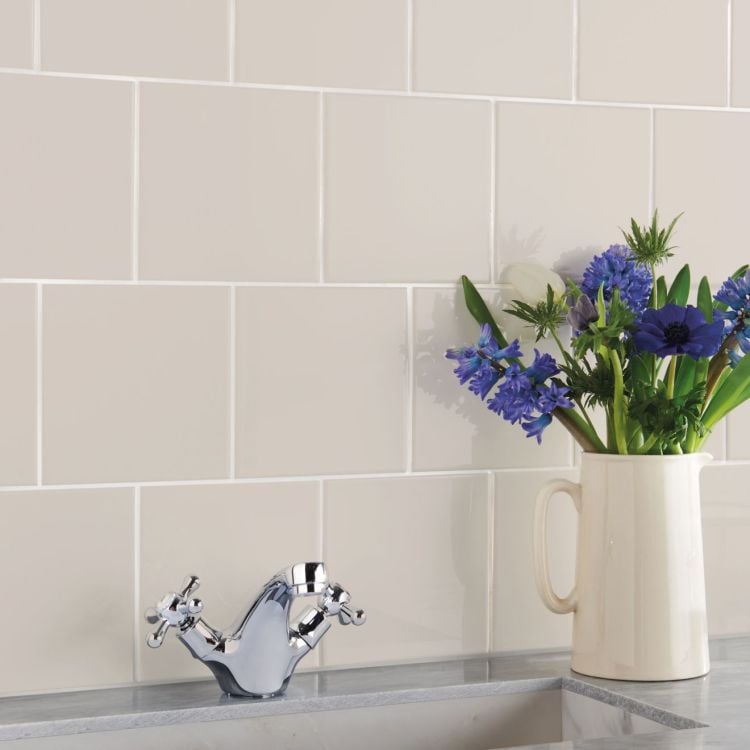 Artworks Field Tile