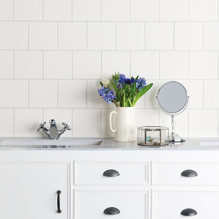 Artworks Field Tile