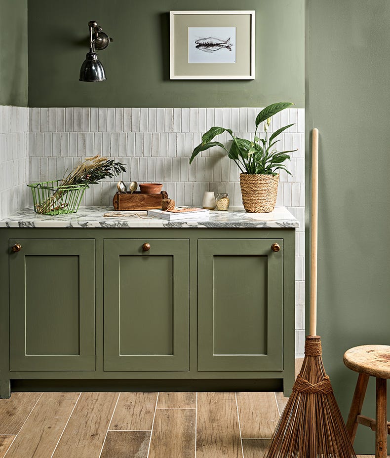 Petite Porcelain White Gloss Finish
