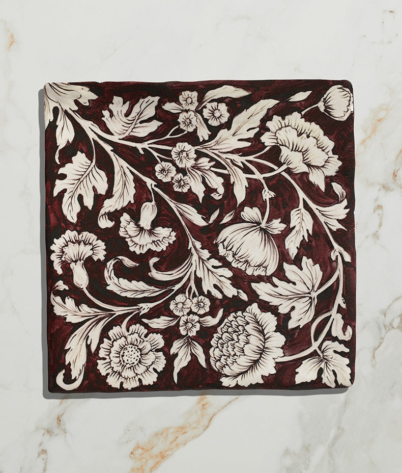 studio-assisi-red-gloss-finish