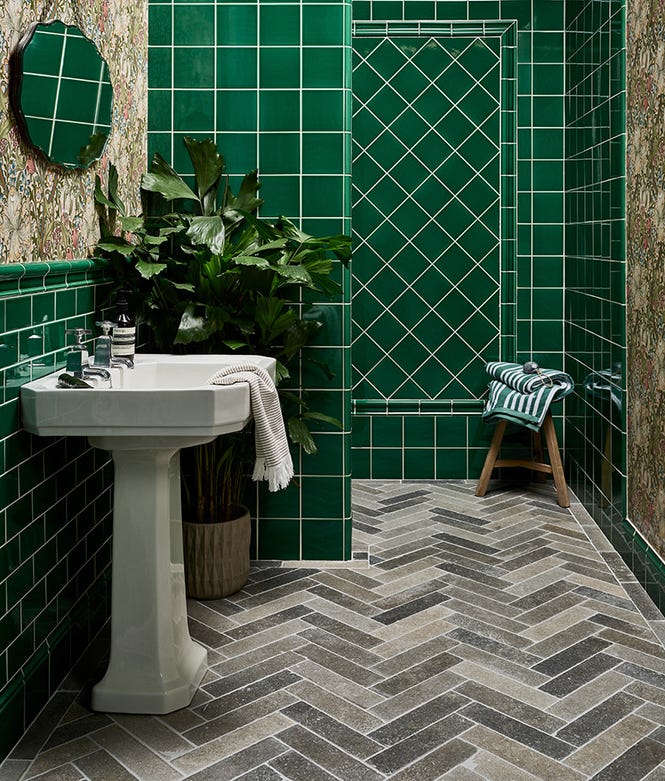 Victorian Style Emerald Green Square Glaze Crackle Glaze Finish