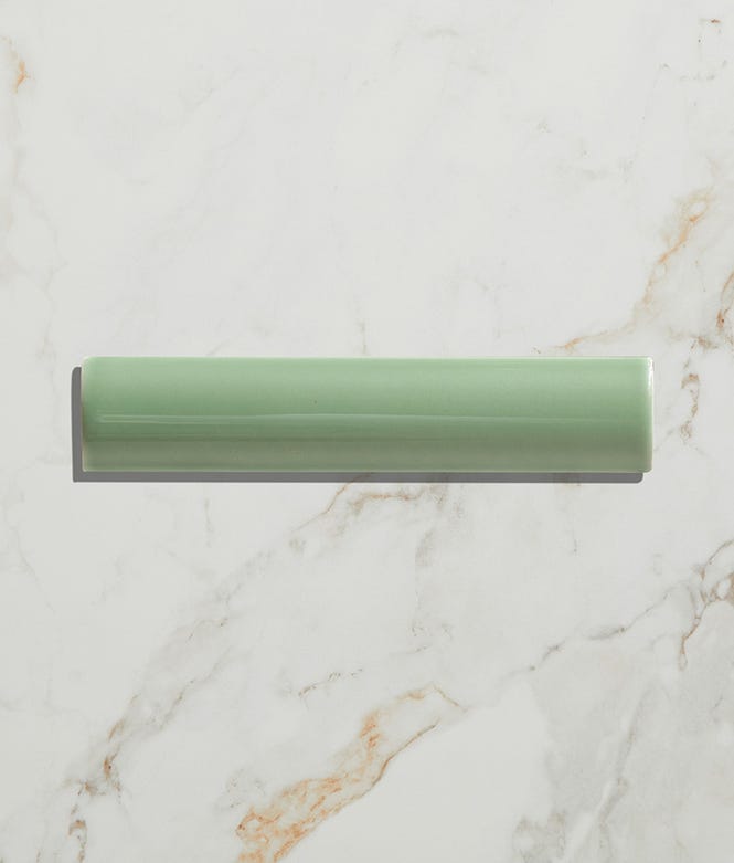Victorian Style Cabbage Green Crackle Glaze Simple Beading