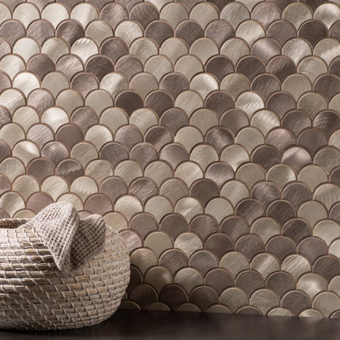 Skoll Beige Mix Scale Aluminium Mosaic
