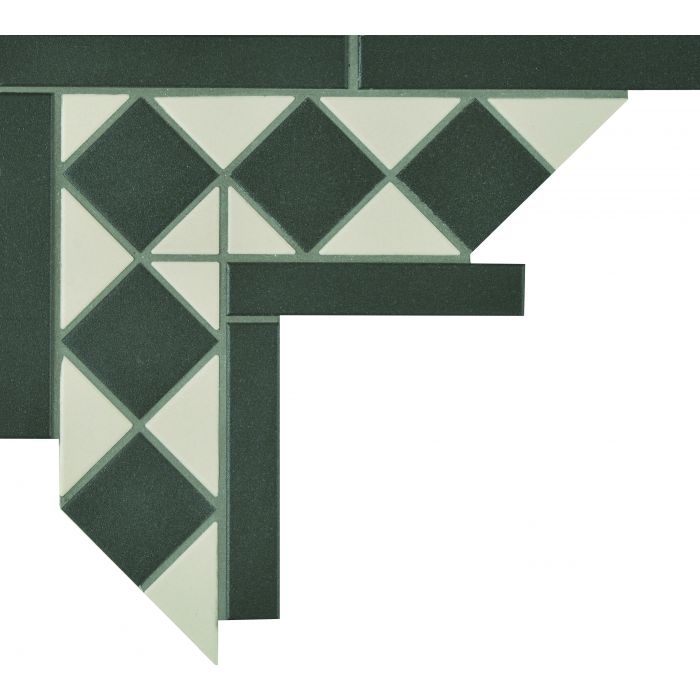 Black and White Chequerboard Prefabricated Corner Victorian / Edwardian Style